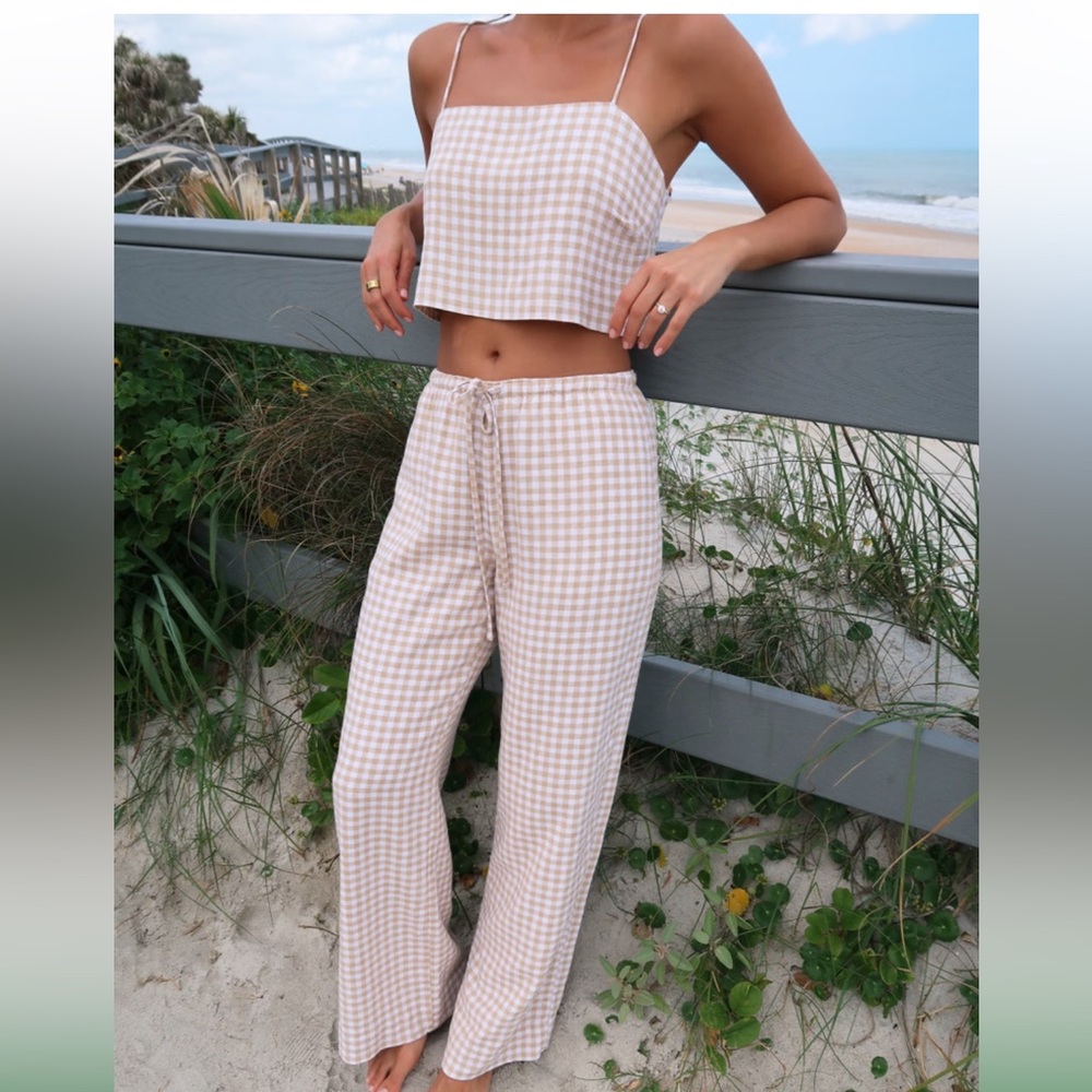 Abercrombie & Fitch Tan Gingham pants